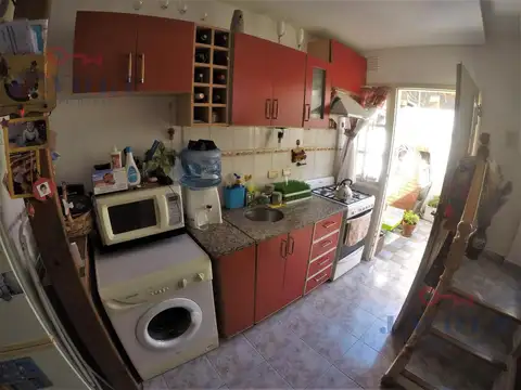 Depto Tipo Casa 3 ambientes con 1 baño