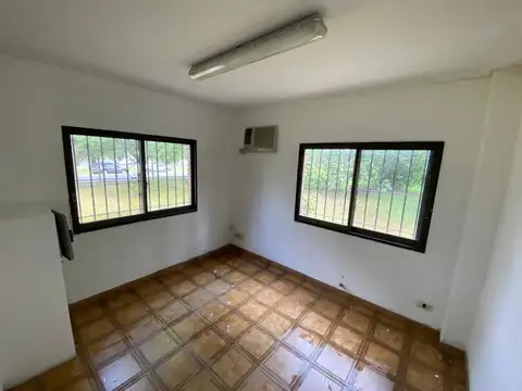 Edificio Comercial - Del Viso