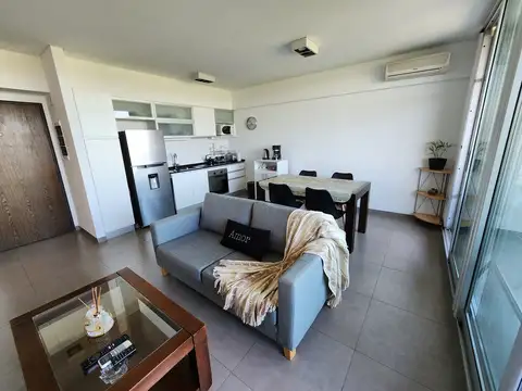 Departamento en Alquiler Temporal en Delta 8 1 dormitorio, Nordelta 100