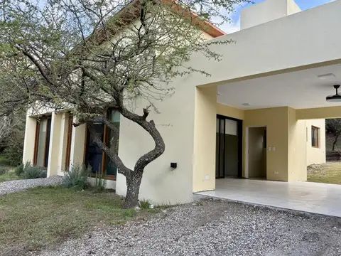 Casa en Venta en Potrerillo de la Larreta, USD 350.000