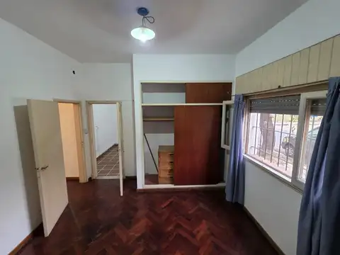 Depto Tipo Casa en Alquiler de 3 ambientes
