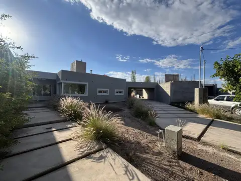 Casa en Venta en Coquimbito, USD 215.000