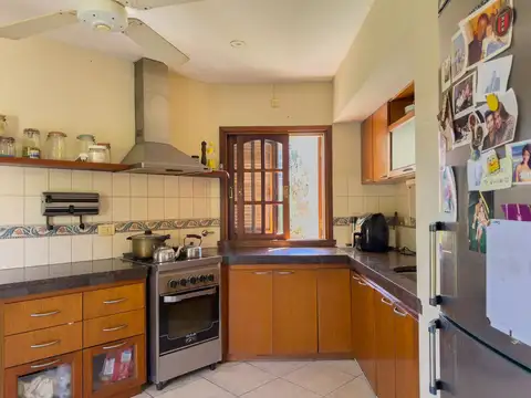 CASA EN VENTA EN GONNET