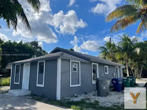 Casa en venta - 2 Dormitorios 1 Baño - Florida