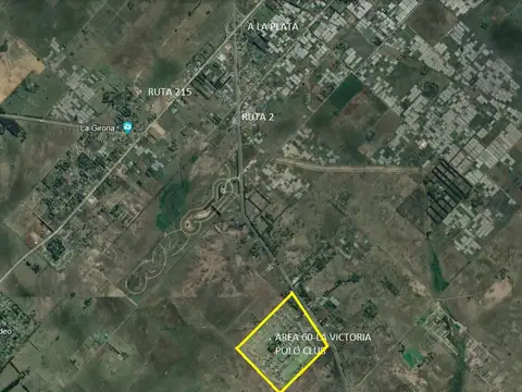 Casa en venta de tres dormitorios, Área 60 Brandsen