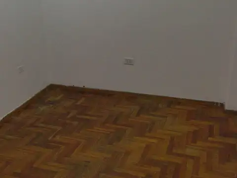 Depto Tipo Casa en Alquiler de 3 ambientes