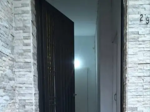 Depto Tipo Casa en Alquiler de 3 ambientes