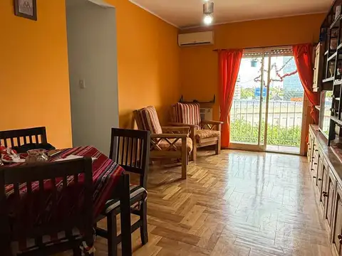 Departamento 2 Amb con Balcón