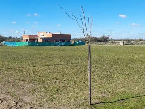 ruta 6 y ruta Nac. 8, B. Priva 100