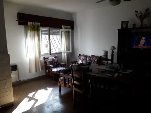 Casa en Venta en Morón, USD 110.000