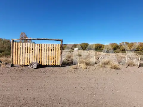 Terreno en Venta en Piedra del Aguila, USD 43.000