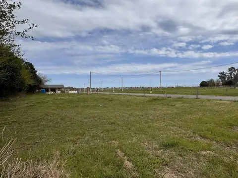 Terreno en Venta en Alvarez, USD 29.500