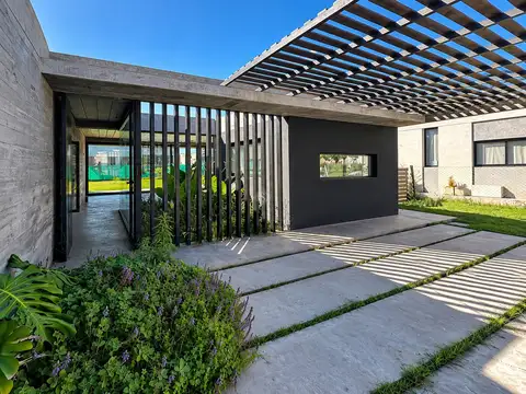 Casa en Alquiler de 3 dormitorios
