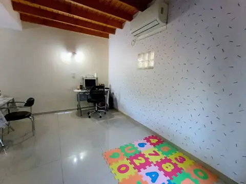 Depto Tipo Casa 5 ambientes con 1 baño