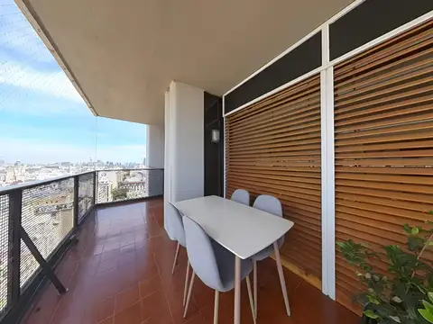 Departamento en Alquiler con 4 cocheras