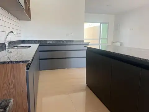Casa en Venta 1 año