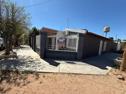 CASA DE 4 DORMITORIOS EN ALQUILER PARA EMPRESAS RDLS