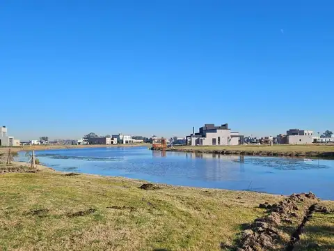 Terreno en Venta en Countries y Barrios Cerrados en San Vicente, USD 43.000