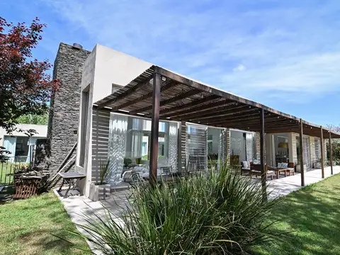 Casa en Venta de 5 dormitorios