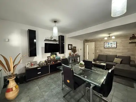Depto Tipo Casa en Venta de 3 ambientes