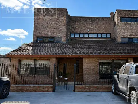 Casa en venta en De Vicenzo Grande,