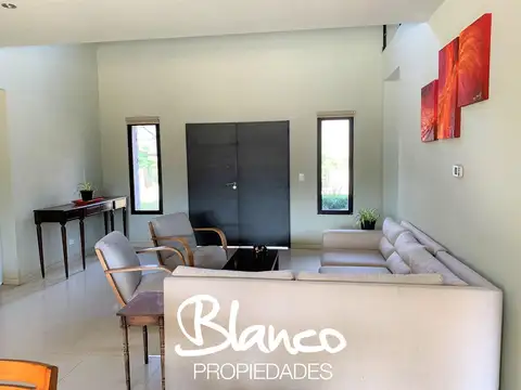 Casa en Venta en Sausalito, USD 330.000