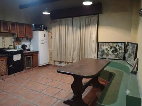 Casa 5 ambientes con 3 baños