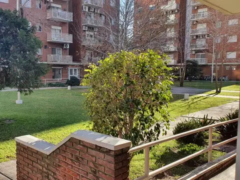 A Sullivan 400, Piso 5