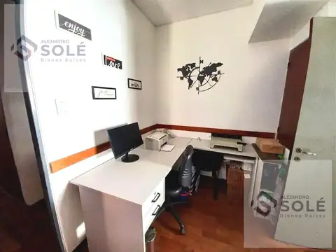 Departamento En Venta En Barrio Alberdi Zona Plaza Colón - Restaurado