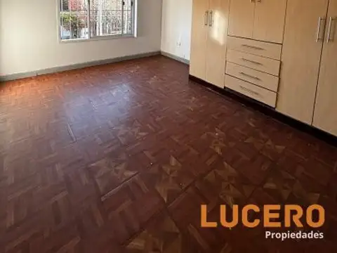 Presidente Ibañez 666 , Piso 1