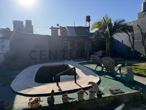 Casa de 3 Dormitorios , EN VENTA en Berisso