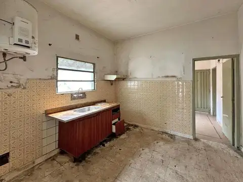 Casa 2 ambientes con 2 baños