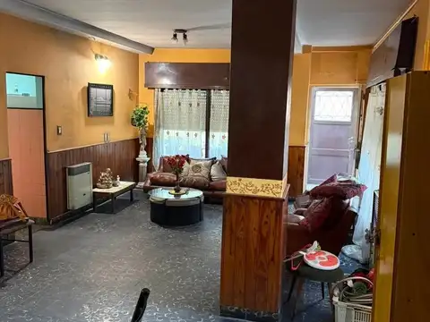 Depto Tipo Casa en Venta de 3 dormitorios
