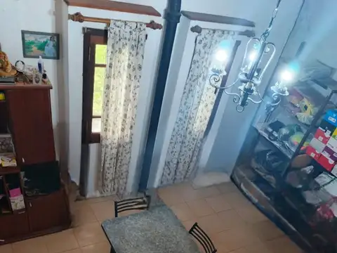 AV LAS BANDERAS 2279 2200