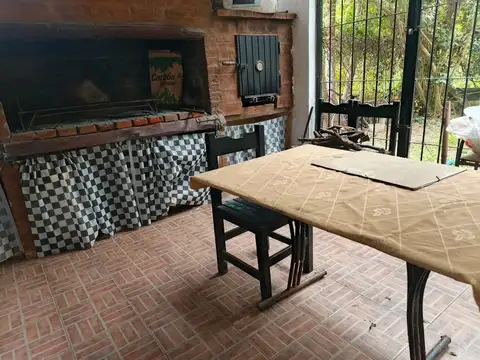 AV LAS BANDERAS 2279 2200