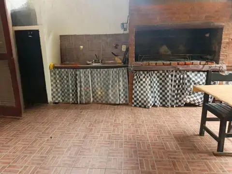 CASA EN VENTA EN JORGE NEWBERY