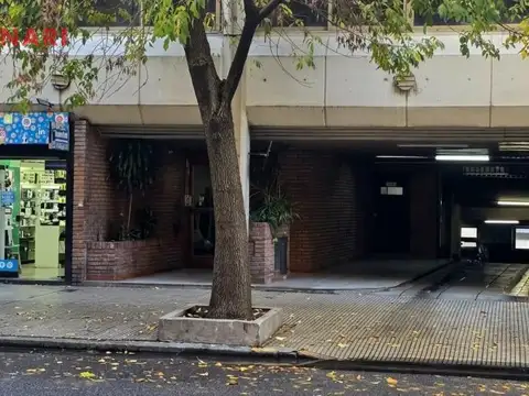 VENTA - COCHERA CUBIERTA - BELGRANO
