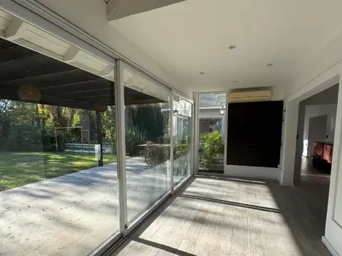 HERMOSO CASA EN ALQUILER EN CAMPOS DE ALVAREZ