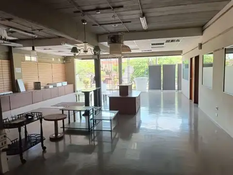 Galpon en Venta 40  mts Fondo