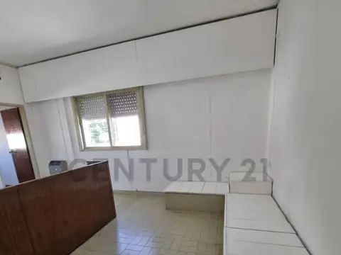 VENTA DE OFICINA EN ITUZAINGO GBA