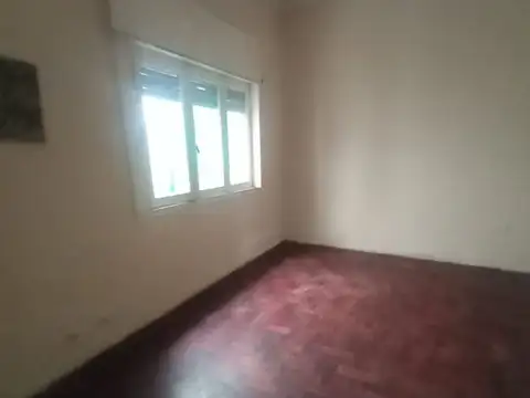 3 AMBIENTES EN PLANTA BAJA A RECICLAR