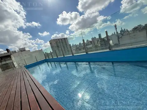 Venta Departamento Semipiso 3 ambientes 2 balcones al frente Cochera Pileta SUM Parrilla