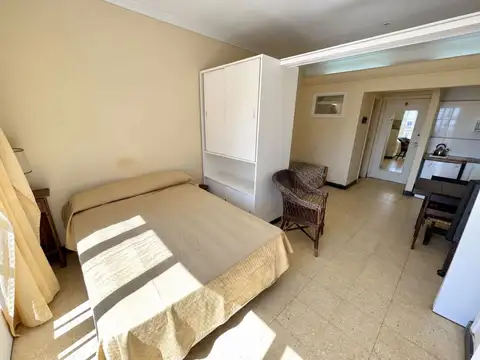 Departamento en Alquiler Temporal en Plaza Colon, $ 11.111
