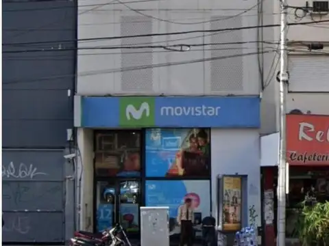 LOCAL SOBRE AV. MITRE DE 577 MTS CON ENTREPISO