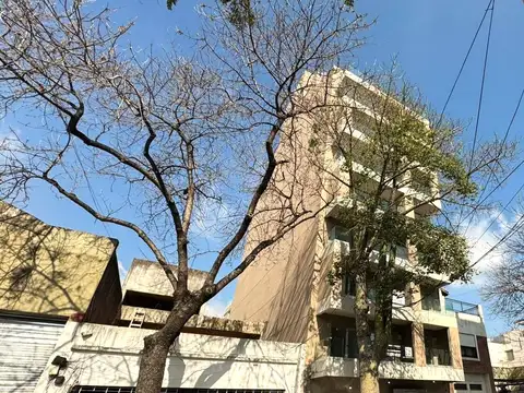 Cochera Cubierta en Venta en Villa Urquiza - Súper Cómoda