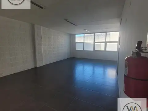 Oficina en Alquiler en Villa Sarmiento, $ 890.000