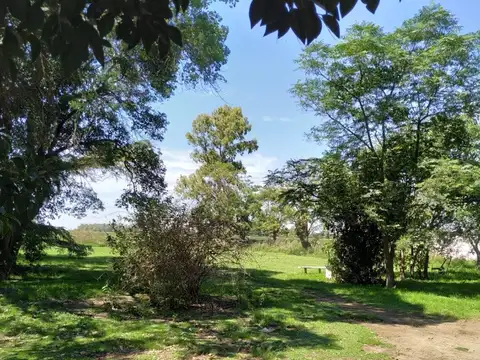 Campo en Venta con Alambrado
