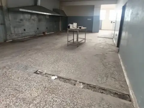 Galpon con dos entradas Mixtura 1 Liniers