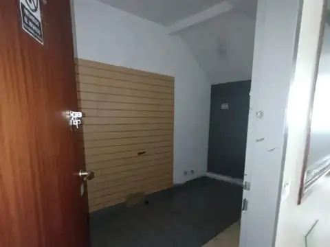 Galpon con dos entradas Mixtura 1 Liniers