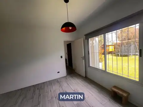 Casa 7 ambientes con 3 baños